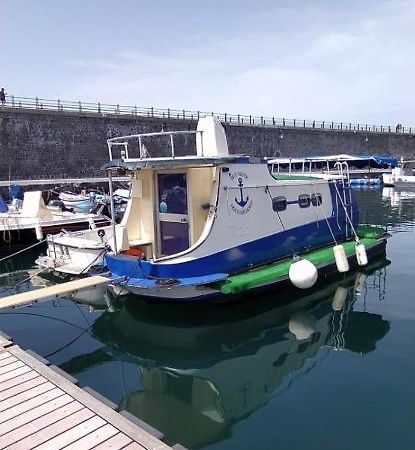 Готель House Boat Торре-дель-Греко Екстер'єр фото